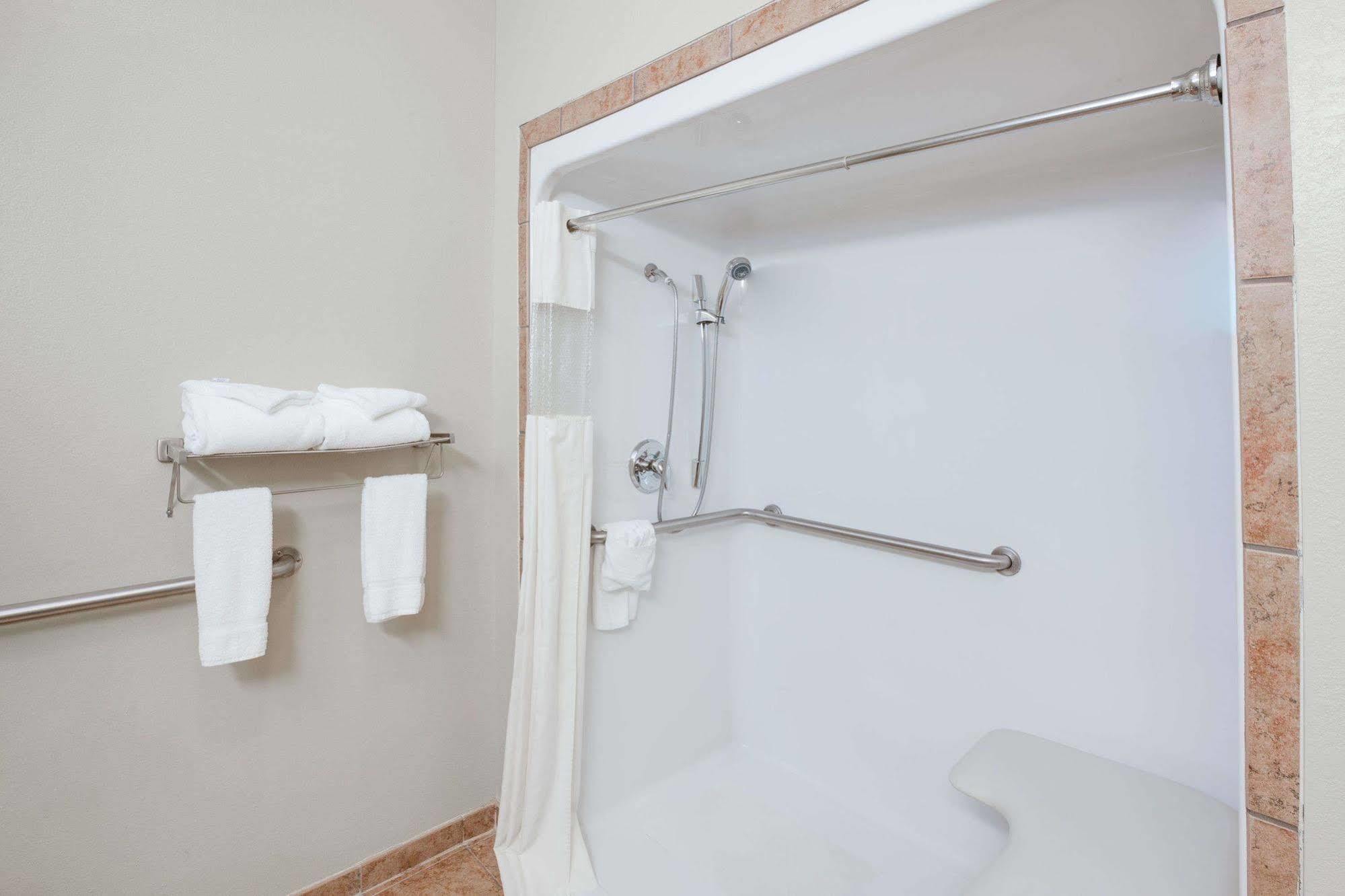 Baymont By Wyndham Hotel 3*